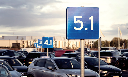 Şehir ziyaretiniz, tatiliniz veya iş seyahatiniz için uygun fiyatlı bir park alanı arıyorsanız Quick Parking, havalimanından daha uygun fiyatlı bir park yeri bulmanızda size yardımcı olur. Quick Parking'in Avrupa'da birden fazla (uluslararası) havaalanında çalıştığını fark edeceksiniz. Yakında Avrupa dışında da aktif olacağız.